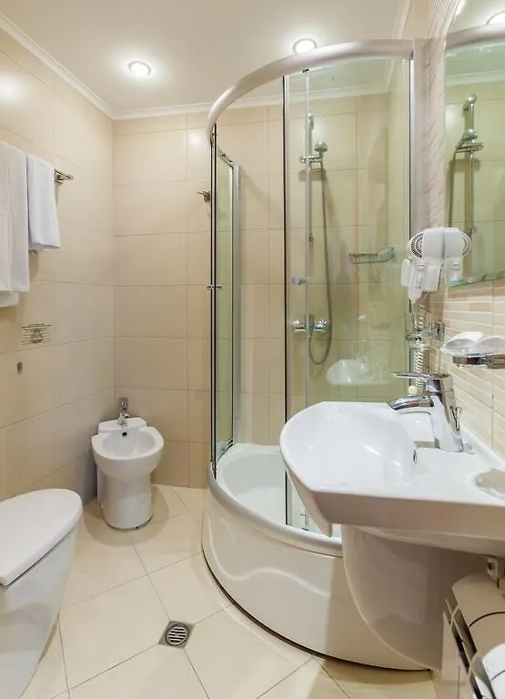 Hotel Семеен Хотел Опера Burgas