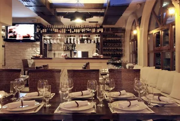 Семеен Хотел Опера Burgas Hotel